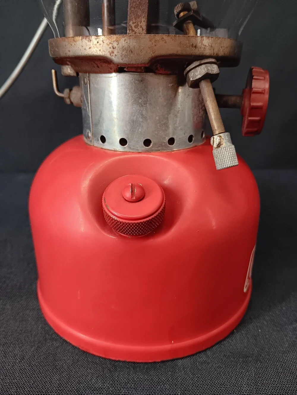 Tested 1966 Coleman 200A Gas Lantern Camp Red Pyrex Globe With Caddy Serviced